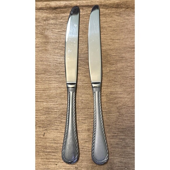 Cambridge Carlyle 18/8 Stainless 2 Dinner Knife Knives - Picture 1 of 4